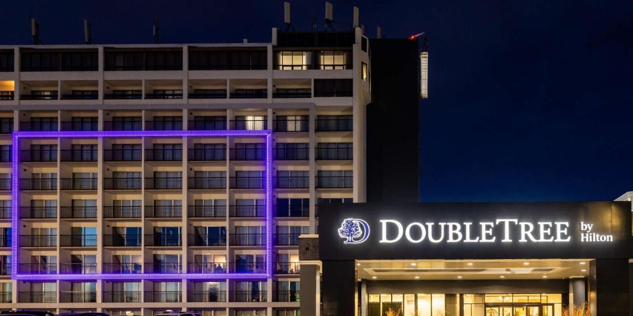 Hotel Doubletree By Hilton Calgary North Exteriér fotografie