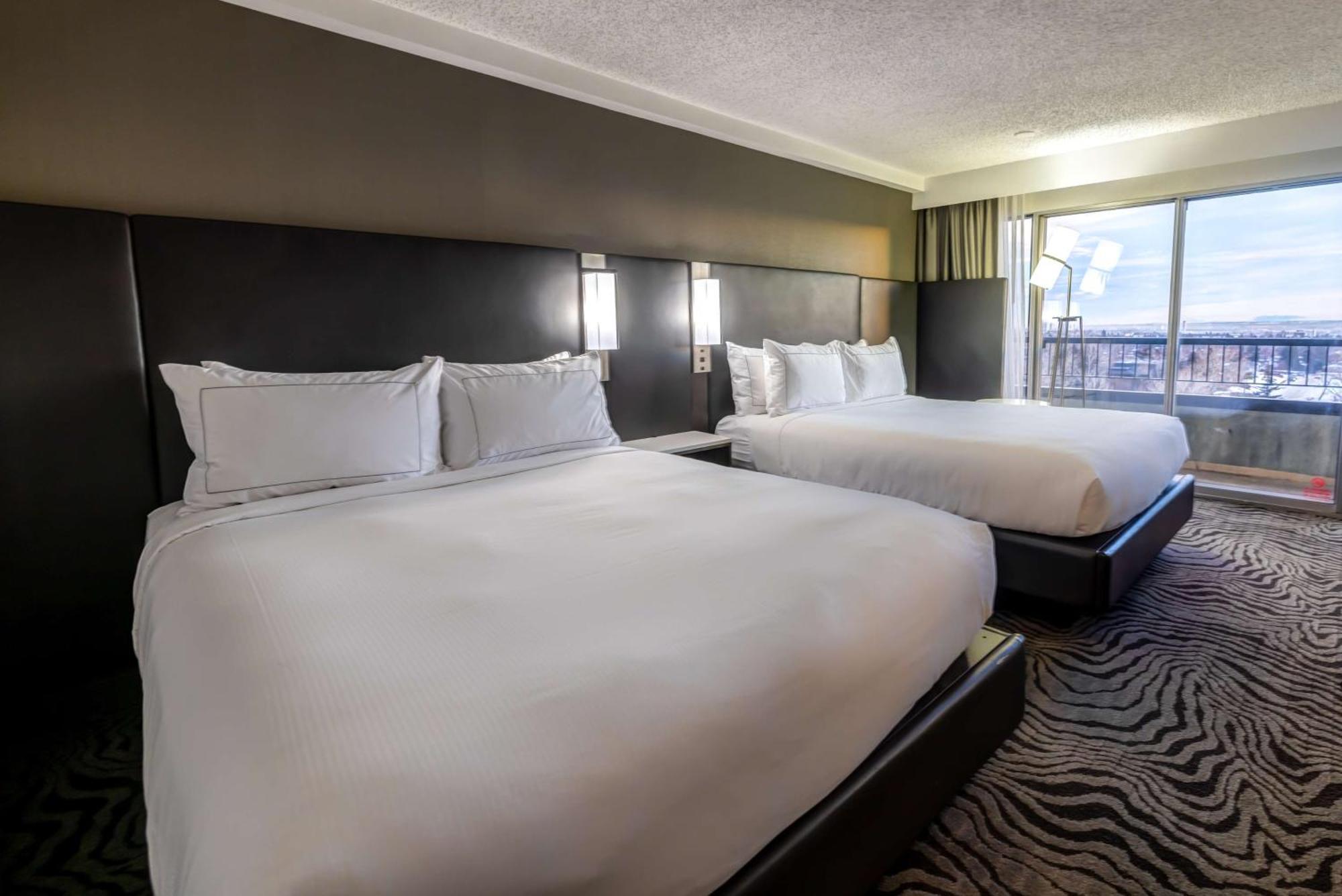 Hotel Doubletree By Hilton Calgary North Exteriér fotografie