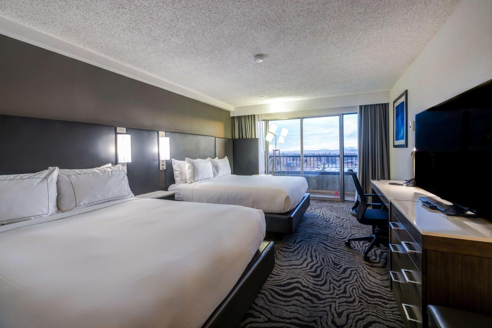 Hotel Doubletree By Hilton Calgary North Exteriér fotografie