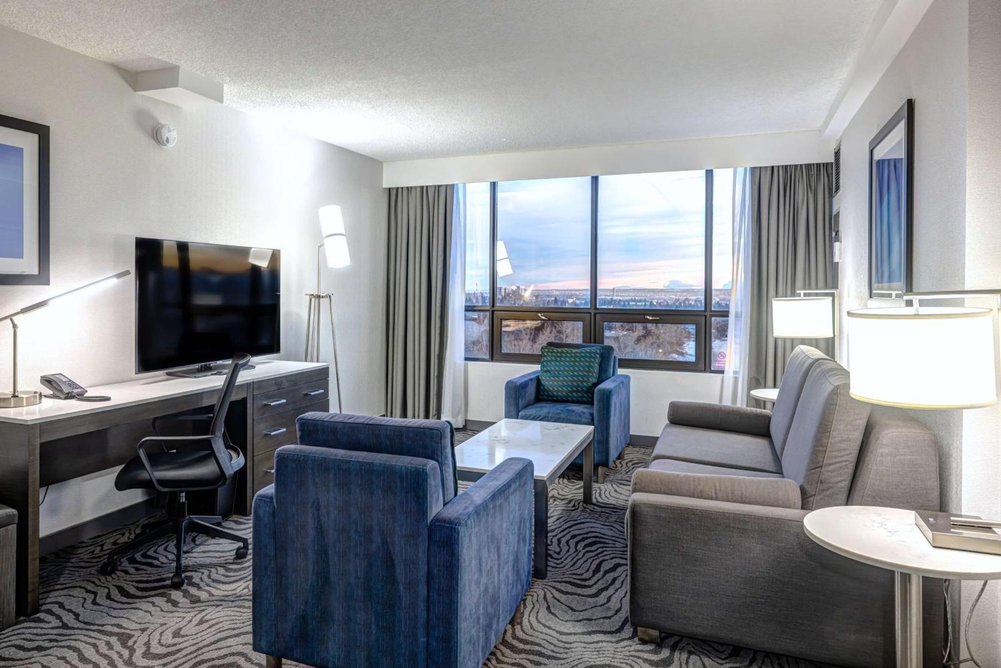 Hotel Doubletree By Hilton Calgary North Exteriér fotografie